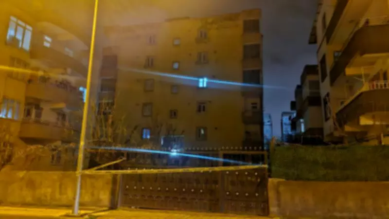 Diyarbakır'da Kolonlarından Ses Gelen Apartman Boşaltıldı: 51 Kişi Tahliye Edildi