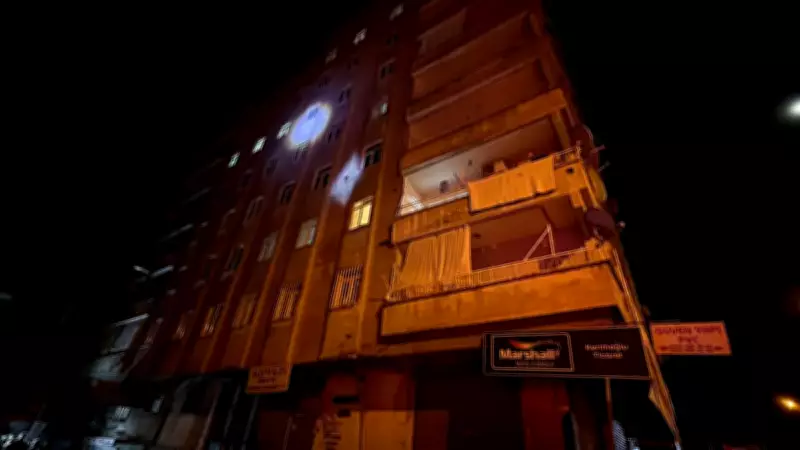 Diyarbakır'da Panik: Kolonlarından Ses Gelen Bina Boşaltıldı