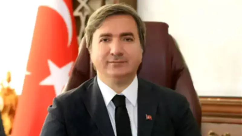 Doç. Dr. Hamza Aydoğdu'nun Akademik ve İdari Kariyer Yolculuğu