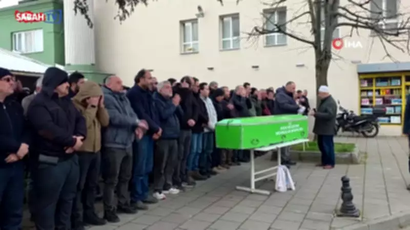 Düzce'de Halı Sahada Kalp Krizi Geçiren Murat Kasapoğlu Son Yolculuğuna Uğurlandı