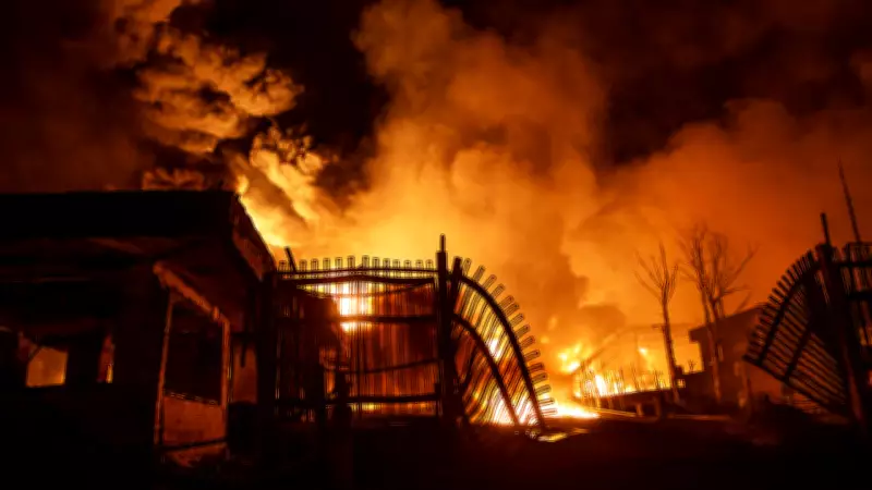 Şehran Petrol Deposundaki Yangın Sürüyor, İran Sivil Hedefleri Açıkladı