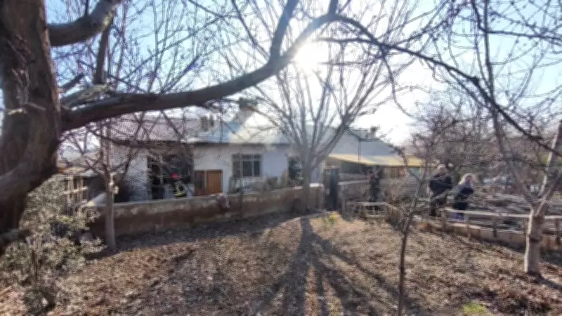 Elazığ'da Çıkan Yangında Bir Kişi Hayatını Kaybetti, Torunu Yaralandı