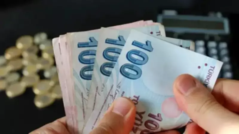 Emekli Promosyonu 50 Bin Liraya Ulaştı: En Cömert Banka Açıklandı