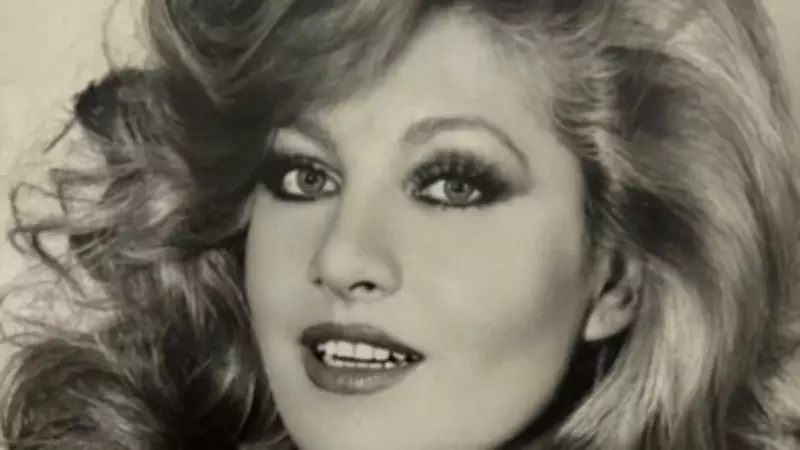 Emel Sayın'ın Köken Sırrı: Meğer Memleketi Ne İstanbul Ne de İzmir'miş!