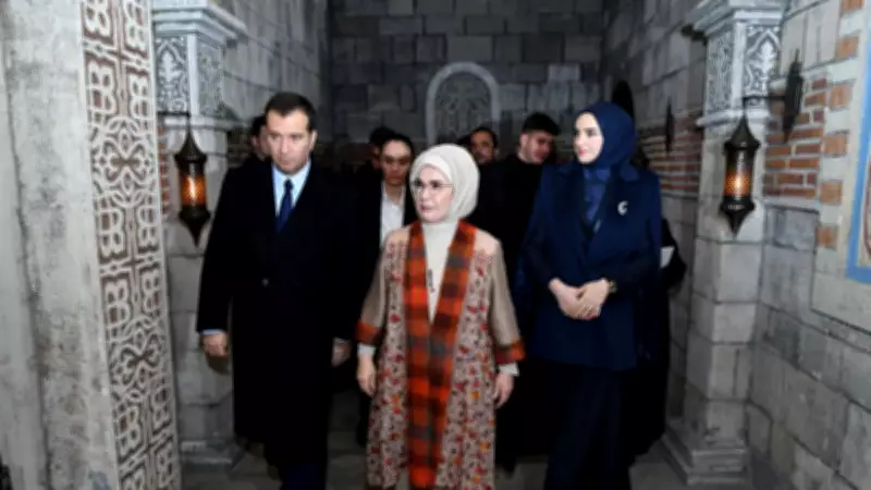 Emine Erdoğan, Kuruluş Orhan Setinde İftarda STK Temsilcileriyle Buluştu