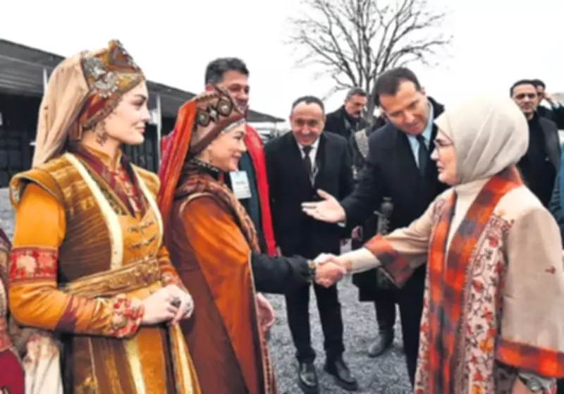Emine Erdoğan Kuruluş Orhan Setinde, Maye Musk İstanbul'da Ata Tohumu Keşfetti
