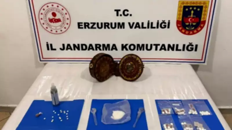 Erzurum'da Operasyon: Uyuşturucu, Hap ve Altın İşlemeli Tevrat Ele Geçirildi