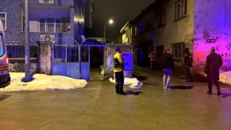 Erzurum'da Sokak Ortasında Vahşi Cinayet: Boğazı Bıçaklanan Şahıs Hayatını Kaybetti