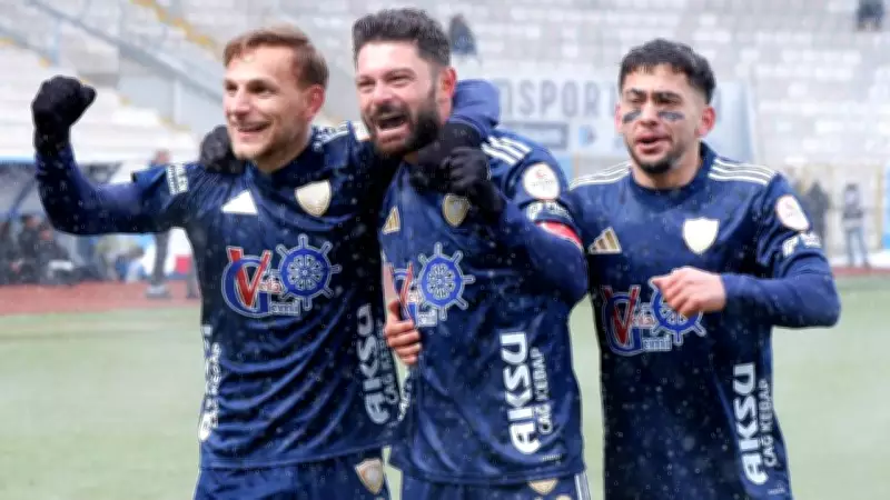 Erzurumspor FK, Manisa FK'yı 8-1'lik Farkla Geçerek Liderliğini Sürdürdü