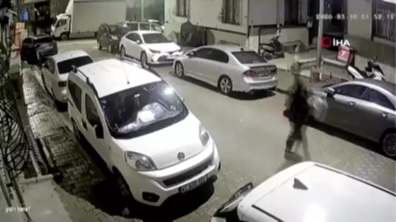 Esenyurt'ta Eşiyle Kavga Eden Adam Sokakta Silahla Ateş Etti, Yıldırım Ekipleri Yakaladı