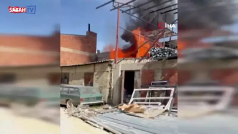 Eskişehir'de Mobilya Deposunda Çıkan Yangın İtfaiye Ekiplerince Kontrol Altına Alındı