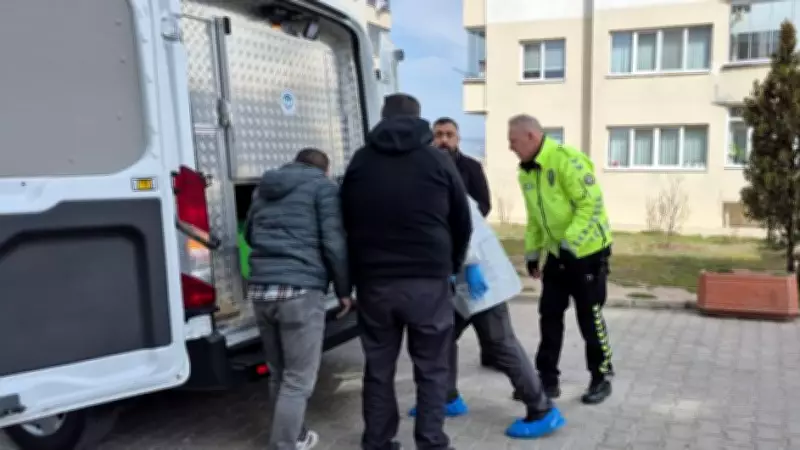 Eskişehir'de Yalnız Yaşayan Kadın Evinde Ölü Bulundu, Ölüm Şüpheli