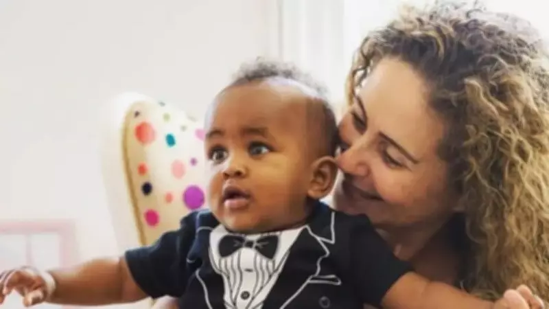 Esra Akkaya'nın Evlat Edindiği Oğlu Can Alex Artık Genç Bir Delikanlı Oldu