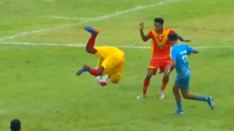 Etiyopya'da Kalecinin Taklası Futbol Tarihine Geçti: Mortal Kombat Sahnesi Gibi
