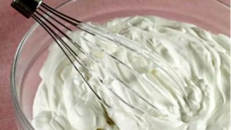 Evde Doğal Çiğ Krema Nasıl Yapılır? Kolay Tarif ve Püf Noktaları
