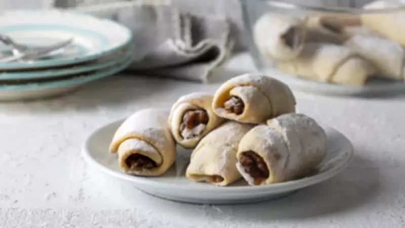 Evde Kolay Elmalı Kurabiye Tarifi: Ağızda Dağılan Lezzet Adım Adım