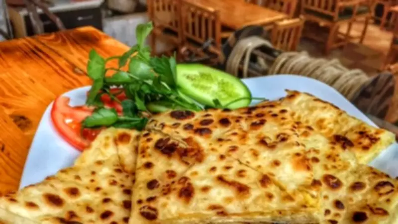 Evde Pratik Gözleme Tarifi: Kolay Adımlarla Lezzetli Gözleme Nasıl Yapılır?