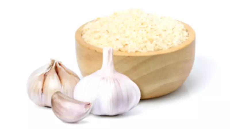 Evde Sarımsak Tozu Yapımı: Doğal, Ekonomik ve Pratik Tarif