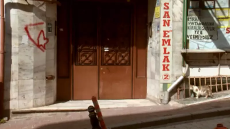 Fatih'te Bayram Günü Eşini Döverek Öldüren Koca Tutuklandı