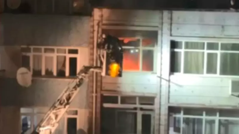 Fatih'te Korkunç Cinayet: Eşini Boğup Öldürdü, Evini Ateşe Verdi