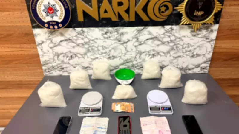 Fatih'te Uyuşturucu Operasyonu: 6.5 Kilo Metamfetamin Ele Geçirildi