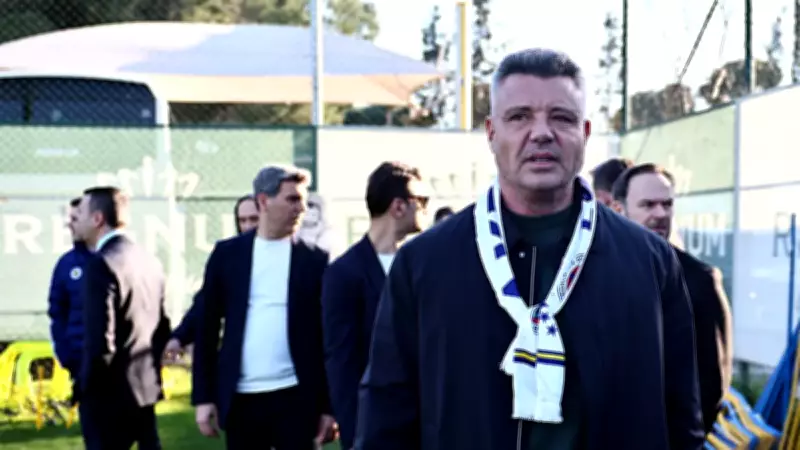 Fenerbahçe, 3 Golcü Yıldız İçin Transferde Büyük Hamle Yapıyor