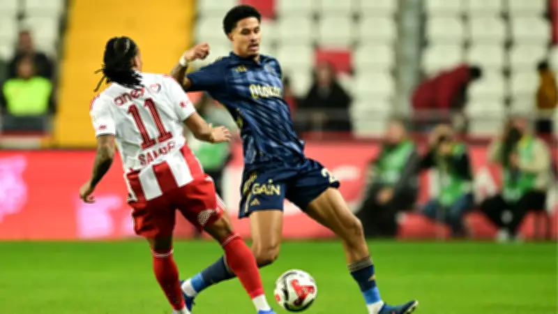 Fenerbahçe Antalyaspor Karşısında Zorlu Beraberlik Aldı, Şampiyonluk Yolunda Puan Kaybetti
