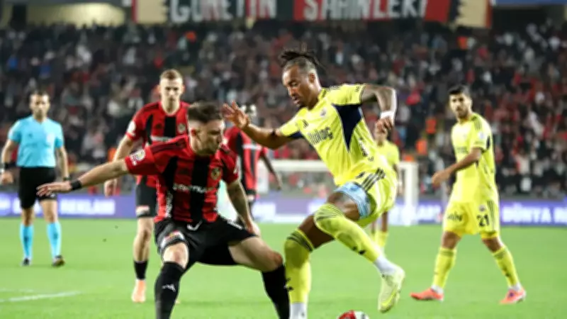Fenerbahçe ile Gaziantep FK Süper Lig'de 14. Karşılaşmaya Hazırlanıyor