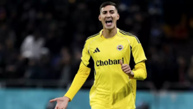 Fenerbahçe, Mert Müldür'ün Nişanlısına Yapılan Küfürleri Araştırıyor: Kombine İptalleri Gündemde