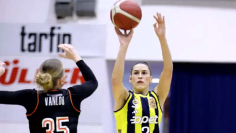 Fenerbahçe Opet, ÇBK Mersin'i Geçerek Play-Off Serisinde 1-0 Öne Geçti