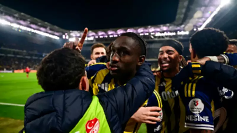 Fenerbahçe, Samsunspor'u 3-2 Yenerek Süper Lig'de Galibiyet Hasretine Son Verdi