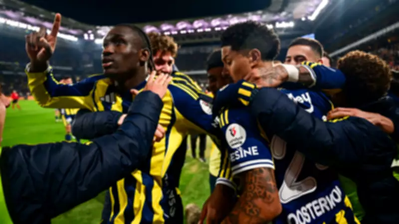 Fenerbahçe, Samsunspor'u Dramatik Geri Dönüşle 3-2 Mağlup Etti