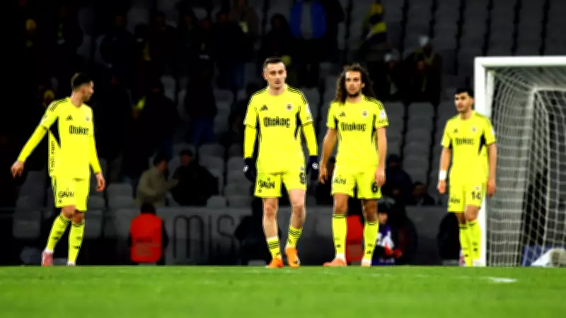 Fenerbahçe, Süper Lig'de Fatih Karagümrük'e 2-0 Yenilerek Şampiyonluk Yolunda Ağır Darbe Aldı