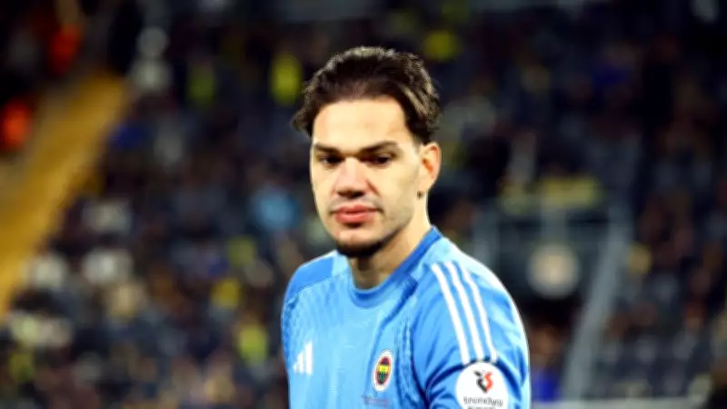 Fenerbahçe'de Ederson Cezalı Duruma Düştü, Karagümrük Maçında Yer Alamayacak