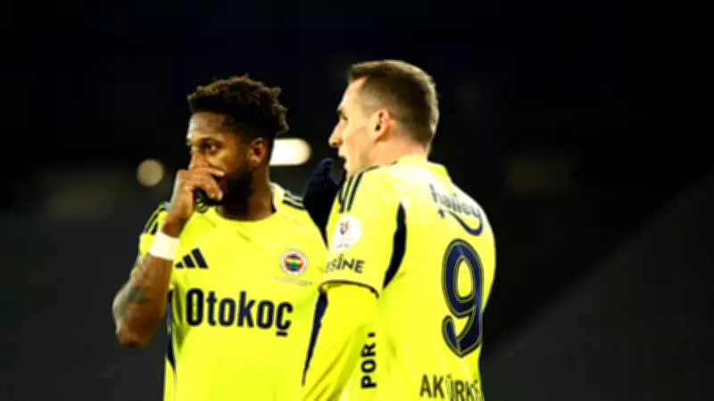 Fenerbahçe'de Kriz: Süper Lig'de Son 4 Haftada 7 Puan Kaybı Yaşandı