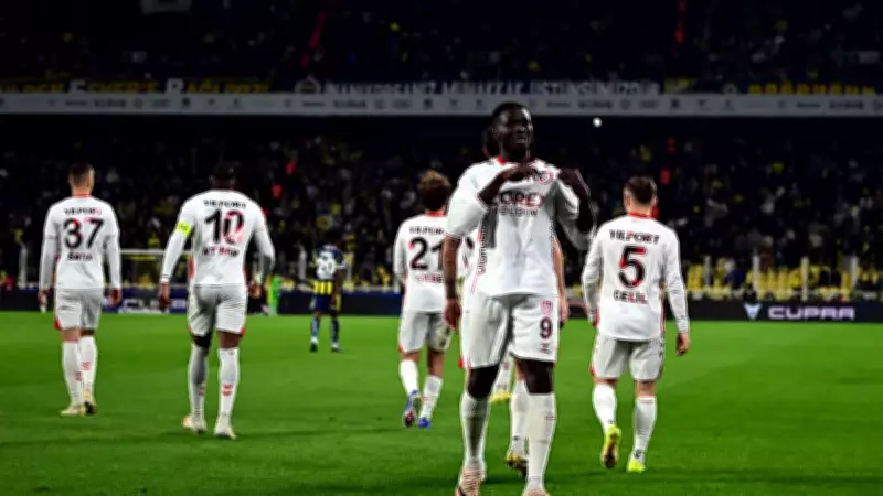 Fenerbahçeli Yıldıza Taraftar Şoku! Mouandilmadji'nin Icardi Sevinci