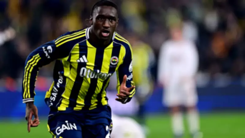 Fenerbahçe'nin Tartışmalı Golünde Ofsayt Var mı? Ahmet Çakar Açıkladı