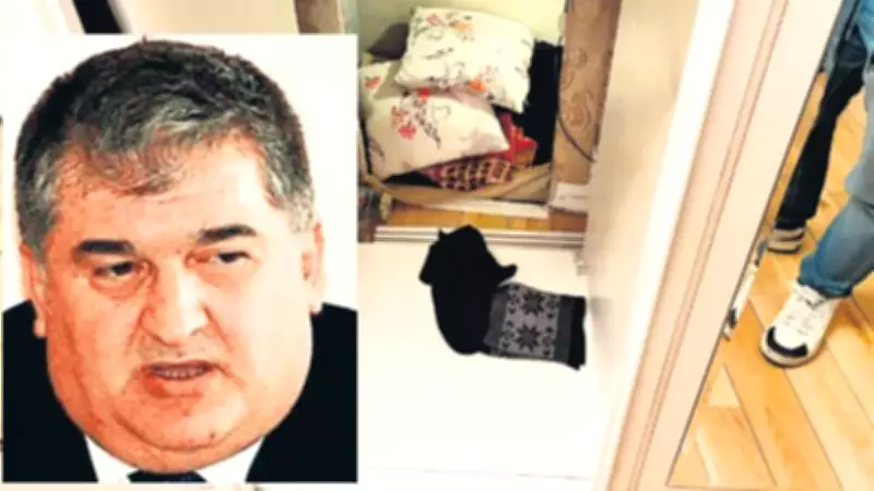 FETÖ Firarisi Eski Savcı Dolaptaki Gizli Bölmede Yakalandı