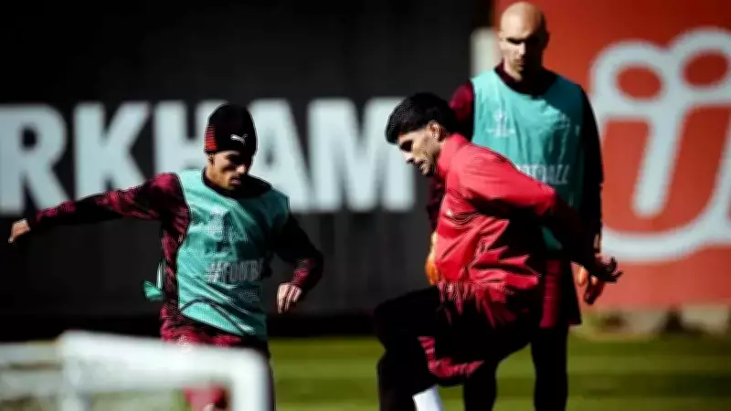 Galatasaray, Liverpool Maçı Öncesi İlk Antrenmanını Yaptı