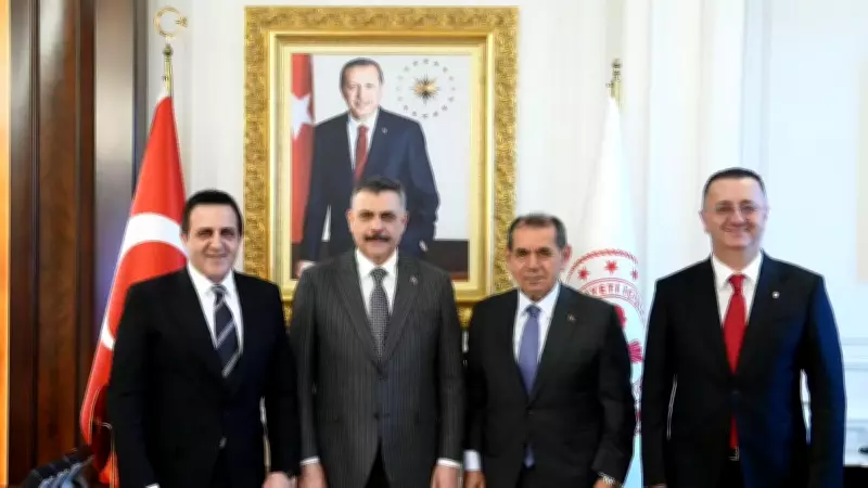 Galatasaray Yönetimi İçişleri Bakanı Çiftçi'yi Ziyaret Etti ve Forma Hediye Etti