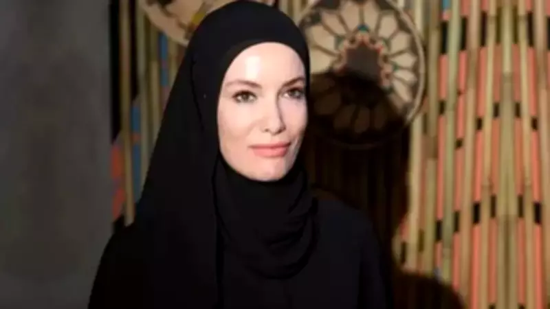 Gamze Özçelik'ten Ramazan'da İstanbul Turu: Ayasofya ve Eyüp Sultan'da Huzur Buldu