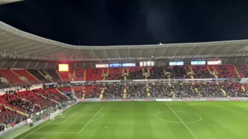 Gaziantep FK - Fenerbahçe Maçına Işık Engeli: Stadyumda Elektrik Kesintisi