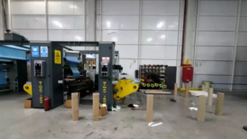 Gaziantep'te Kumaş Fabrikasında Makineye Sıkışan İşçi Hayatını Kaybetti