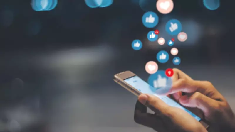 Gençler İçin 'Like Atmamak' Bile Zorbalık Sayılıyor