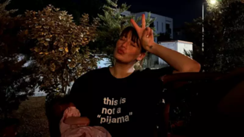 Gizem Karaca'dan Kızı Leyla Naz'ın Sevimli Anları Sosyal Medyayı Salladı
