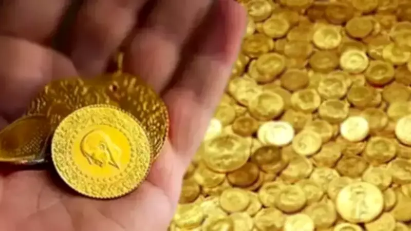 Gram Altında Banka Makası 300 Liraya Dayandı: Vatandaş Kuyumcuya Yöneldi