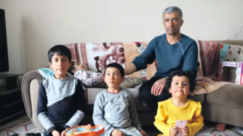 Hakkari'de Bir Baba: 4 Çocuğuna Hem Anne Hem Baba Oluyor