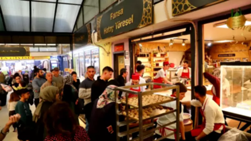 Hatay'da Tarihi Uzun Çarşı Bayram Coşkusuyla Dolup Taşıyor