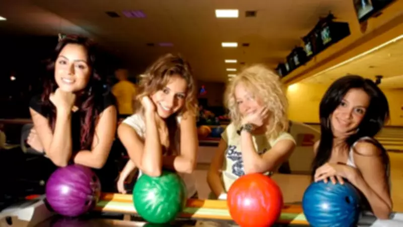 Hepsi Grubunun Eski Üyesi Yasemin Yürük Hastaneye Kaldırıldı: Ayağı Kırıldı