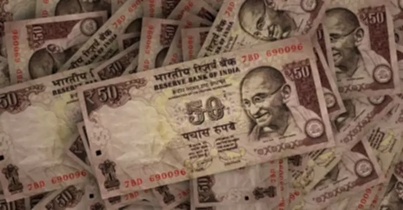 Hindistan Rupisi Değer Kaybederken Merkez Bankası Piyasaya Müdahale Etti